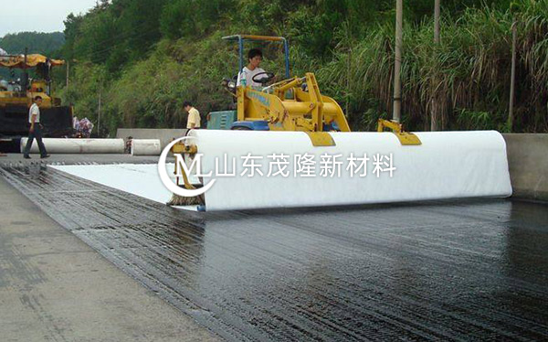 《高密市政道路》土工布、聚酯玻纖布施工