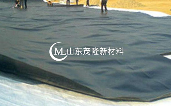 《昌贛涉鐵工程項(xiàng)目》土工膜、三維排水網(wǎng)施工