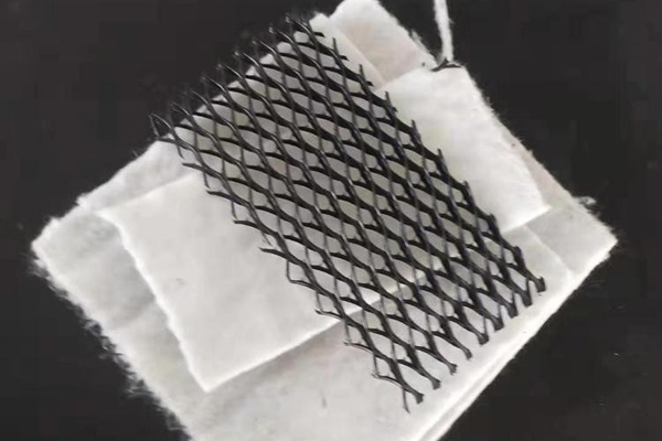 使用復(fù)合排水網(wǎng)可以增加道路使用壽命嗎